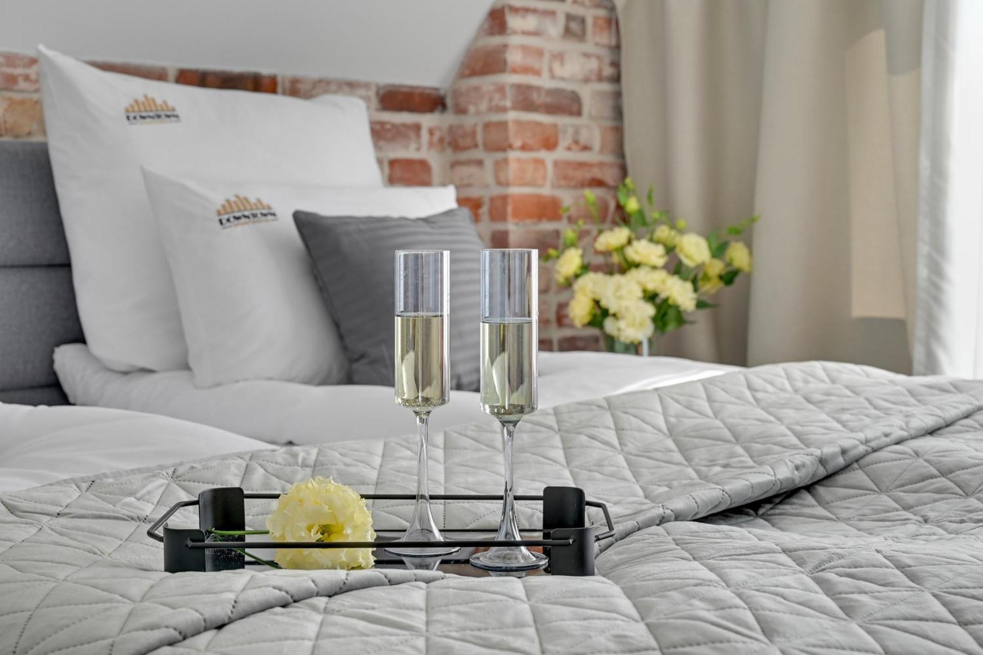 Apartamenty Stagiewna By Downtown Apartments Гданск Екстериор снимка